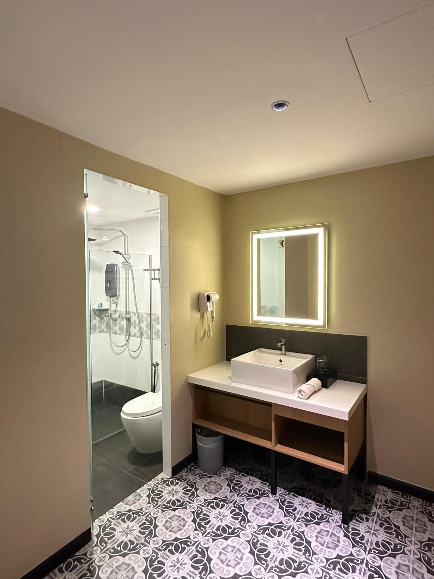 Nb Hotel Johor Bahru Eksteriør bilde