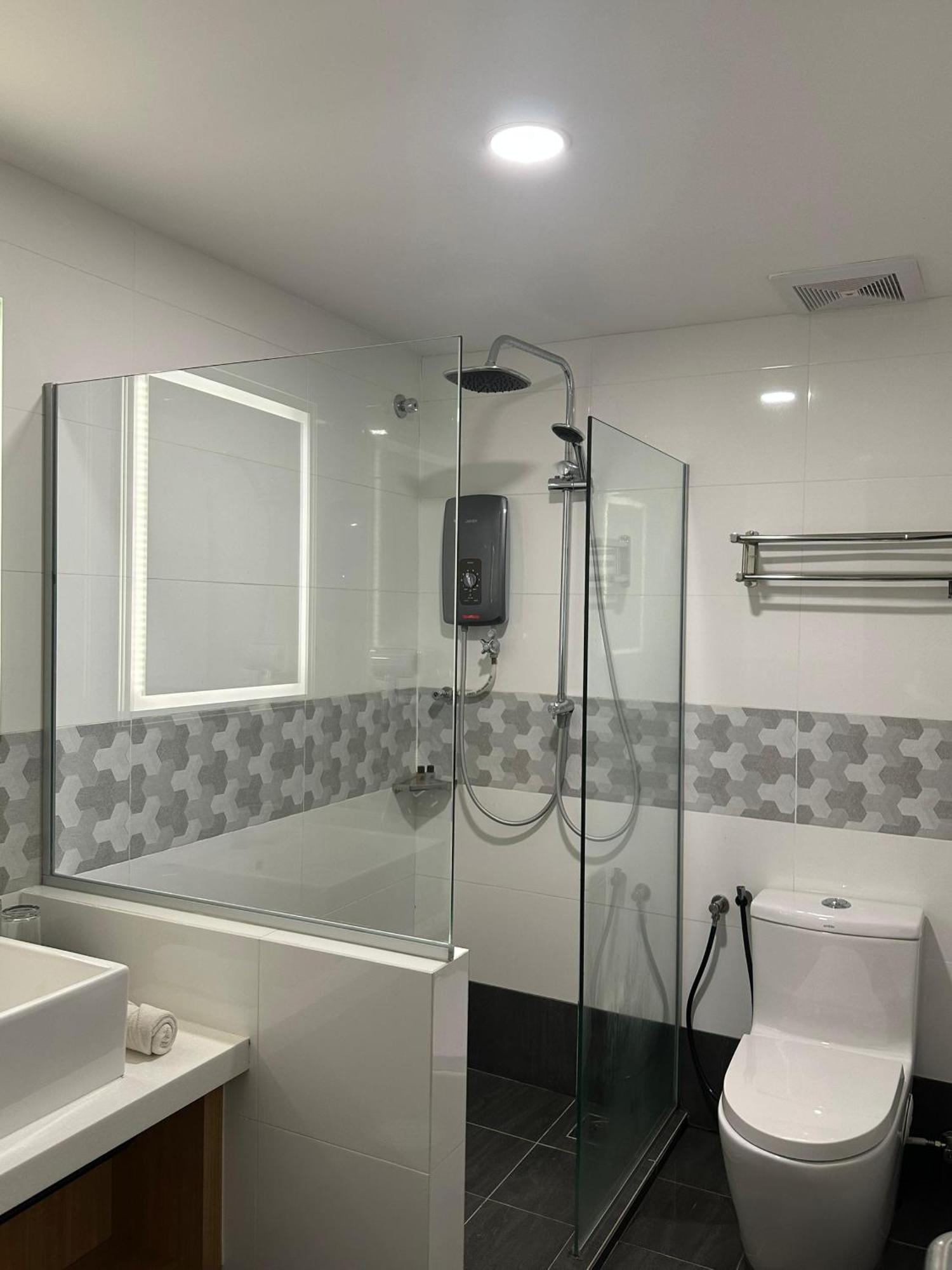 Nb Hotel Johor Bahru Eksteriør bilde