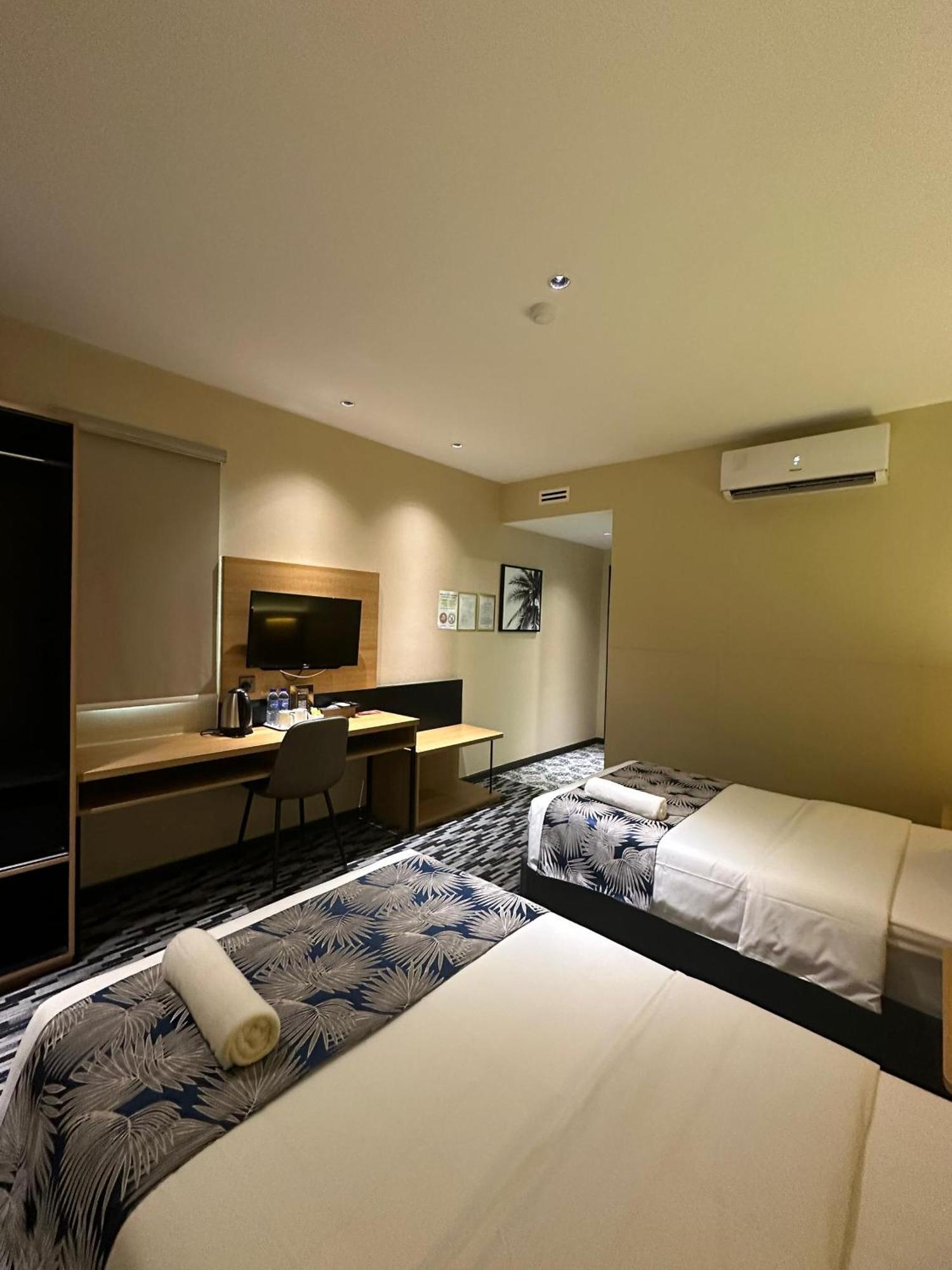 Nb Hotel Johor Bahru Eksteriør bilde