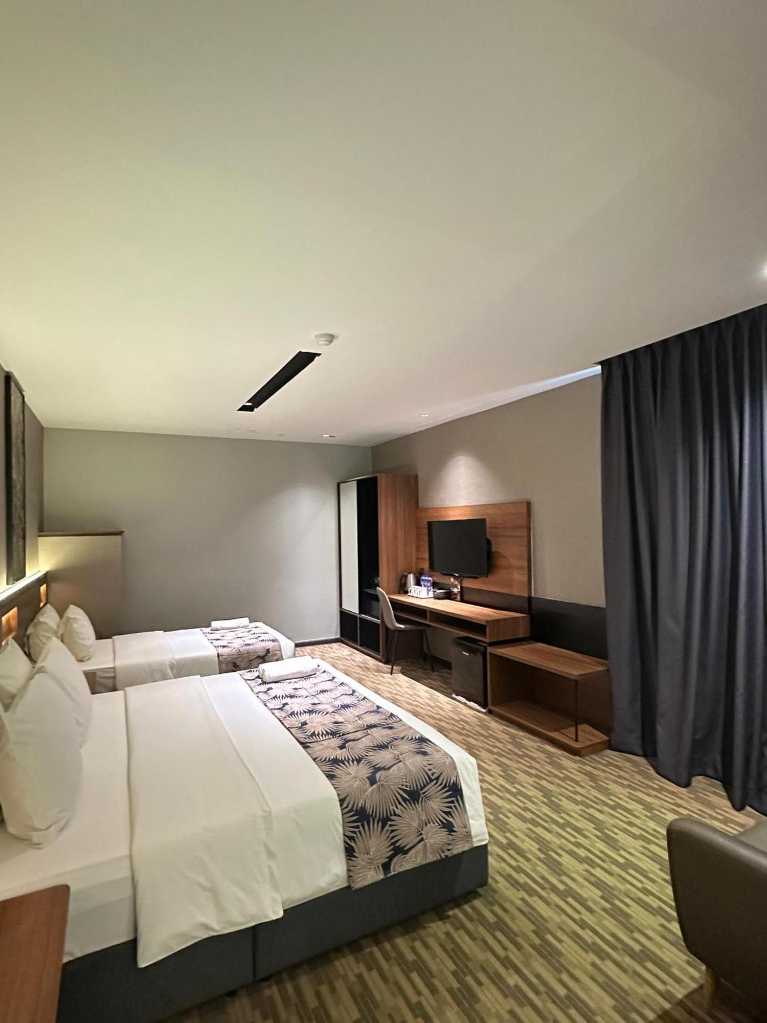 Nb Hotel Johor Bahru Eksteriør bilde