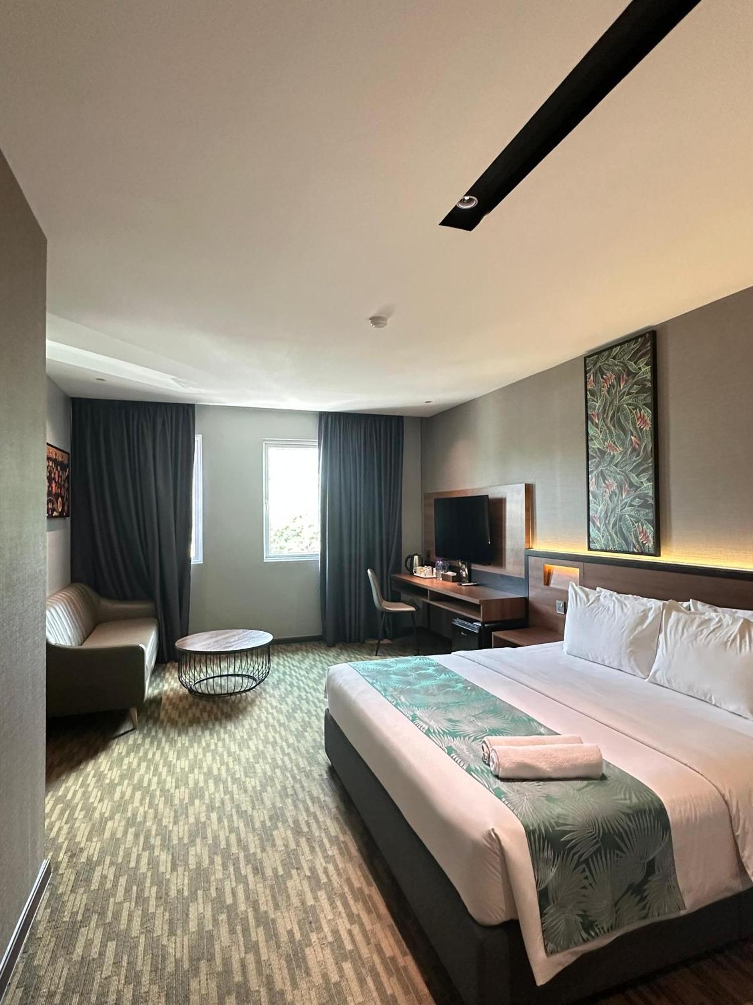 Nb Hotel Johor Bahru Eksteriør bilde